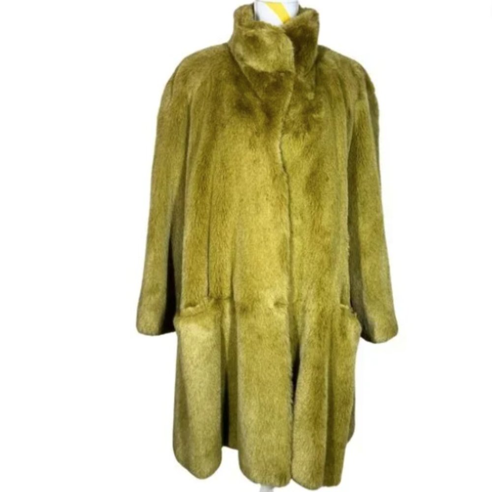 Vintage Green NWOT Jean Philippe Ricifriar Paris Faux Fur Coat